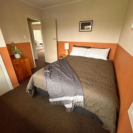 Time On Tilsley Villa Rotorua Exterior photo